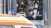 Die Feuerwehr entsorgte die ätzende Chemikalie.  
