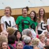 „Wir sind hier, wir sind laut, weil ihr uns die Freiheit klaut“:  Demonstranten brachten am Dienstag bei der Plenarsitzung im Landtag ihren Ärger über das PAG zum Ausdruck. 	