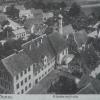 Das Spitalgelände im Jahr 1936. Noch erhalten ist die Spitalkirche, dahinter das Spitalmeisterhaus und daneben - heute Schreibwaren Steckeler - das Spitalgebäude.