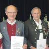 Wilhelm Hiller (links) und Hubert Kleimaier bekamen die Große Ehrennadel des BSSB.  
