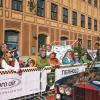 Die Maximilianstraße in Augsburg stand am Sonntag im Zeichen der Fuggerstadt Classic. Dort gab es über hundert Oldtimer zu bestaunen.