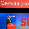 Gerhard Schröder ruft die SPD auf dem Parteitag zum Kämpfen auf.