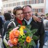Stichwahl Edgar Kalb hier mit Ehefrau ist neuer Bürgermeister von Dinkelscherben