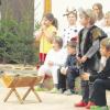 Mit der Frage, was die Tiere am Weihnachtsabend machen, beschäftigten sich die Kinder bei der Weihnachtsfeier der Bachtal-Volksschule.  