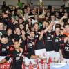 Überschwänglich feierten die Spieler und Fans des FC Augsburg II vor einem Jahr den Gewinn der schwäbischen Hallenmeisterschaft in Günzburg. Am Samstag kann der Regionalligist seinen Titel verteidigen. 
