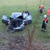 Bei einem Unfall zwischen Bollstadt und Amerdingen ist eine 32-jährige Frau verletzt worden. An ihrem Pkw entstand Totalschaden. 	Foto: Dieter Mack