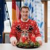 Sorgte nicht nur in sozialen Medien für Aufmerksamkeit: Bayerns Ministerpräsident Markus Söder (CSU) in einem Weihnachtspullover mit Rentier-Motiv.