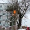 Die Flammen schlugen meterhoch aus der Wohnung in Augsburg.