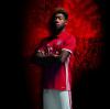 <p>David Alaba präsentiert das Heimtrikot des FC Bayern München für die Saison 2016/17.</p>