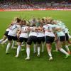 Gemeinsam sind sie stark. Das 2:0 gegen Spanien gelang vor allem deshalb, weil die deutschen Frauen im Kollektiv famos verteidigten und auf der anderen Seite des Spielfelds äußerst effektiv agierten. 