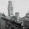 Im Februar 1944 waren das Rathaus und der Perlachturm ausgebrannt. Der Turm sollte sogar gesprengt werden, da er Risse aufwies. 