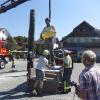 Die Diez genannte Figur steht wieder am Dießener Untermüllerplatz. Sie wurde bei einem Verkehrsunfall Ende Juli beschädigt.