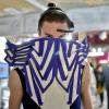 Die belgische Designerin Jasna Rokegem präsentierte auf der Messe Fashiontech Kleidung, die über Sensoren mit dem Gehirn verbunden ist.