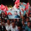 Anhänger von Recep Tayyip Erdogan feiern den Wahlsieg bei der Präsidentenwahl.