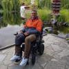 Stefan Hanus aus Horgau lässt sich trotz seines Handicaps nicht vom Reisen abhalten. Was er dabei erlebt, verärgert ihn aber oft.