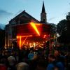 Ob draußen auf der Freilichtbühne oder drinnen in der Stadthalle: Die Weißenhorner Kulturnacht ist immer wieder ein stimmungsvolles Ereignis.  	