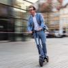 Vom Spielzeug zu einer neuen Form der Mobilität: E-Scooter sind klein, wendig und schnell.