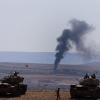 Türkische Panzer unweit der Grenze zu Syrien. Die Kurden in Kobane fühlen sich im Stich gelassen.