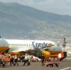 Am Flughafen auf Gran Canaria herrschte am Sonntag noch normaler Betrieb, doch wegen eines heraufziehenden Sturmtiefs haben die Behörden höchste Alarmstufe ausgelöst.