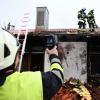120 Feuerwehrleute aus Ried und Umgebung waren am Montagabend im Einsatz, um das Feuer in der Grundschule zu löschen.