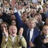 Freude in Brandenburg: Die AfD bejubelt erste Ergebnisse auf ihrer Wahlparty. Aber wer ist eigentlich der typische AfD-Wähler - und wie ticket er?