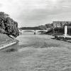 Ein Bild der „Neuen Donaubrücke“ um 1930, aufgenommen von der Herdbrücke aus. Das Bauwerk stand insgesamt nicht einmal 33 Jahre. 	