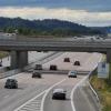 Weil er seinen Anhänger während der Fahrt  verloren hatte, wollte ein Ulmer auf der A8 wenden – erst das Eingreifen der Autobahnpolizei verhinderte dies. 