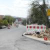 Die Ortsdurchfahrt in Oberliezheim wird seit über einem Jahr saniert. Nicht nur die Anwohner hoffen, dass im Sommer die Maßnahme endlich fertiggestellt sein wird.