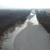 Ein Novemberbild vom Lech. Deutlich wird hier: der Fluss ist schnurgerade wie sein rechts neben ihm fließender Kanal.