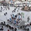 Riesiger Andrang am letzten Tag: Auf dem Münchner Marienplatz bildeten sich gestern Mittag lange Schlangen vor dem Eintragungsraum für das Studiengebühren-Volksbegehren. Die Stadt München meldete gegen 17 Uhr eine Beteiligung von gut elf Prozent. 