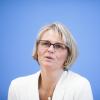 Anja Karliczek (CDU), Bundesministerin für Bildung und Forschung, will die Lehrerfortbildung reformieren. Sie stoße aber auf den Widerstand der Lehrer, beklagt die CDU-Politikerin.