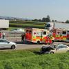 Insgesamt vier Menschen sind bei einem Unfall auf der A7 am Montagnachmittag verletzt worden. 	 	