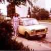 Viel Rost und nur noch ein Jahr TÜV – dem ersten Auto verzeiht man alles. Evelyn Mayer aus Königsbrunn gab ihrem Fiat 127 den Namen Rennsemmel – wegen der gelben Farbe. Sie hatte ihn 1980 zum Führerschein bekommen.