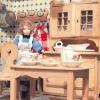 Kinder und Küche – diese Aufgaben waren früher für Frauen reserviert: Dies zeigt die Ausstellung „Puppenküchen“ im Heimatmuseum eindrucksvoll. 