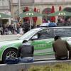 Junge Zuwanderer im Blick der Polizei: Die Beamten fahren derzeit vor allem am Königsplatz häufiger Streife. 