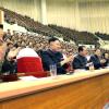 Nach dem ganzen Säbelrasseln etwas Entspannung: Der nordkoreanische Diktator Kim Jong Un bei der Feier zum 101. Geburtstag des Staatsgründers Kim Il-sung.