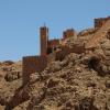 Wie ein Schwalbennest klebt das Kloster Dar Mar Musa al-Habaschi an den Hängen des Al-Kalamun-Gebirges in Syrien.