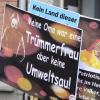 Wegen des satirisch gedachten „Umweltsau“-Liedes des WDR kam es zu Demonstrationen in Köln.