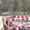 Die Brücke zur Oettinger Freibad-Insel ist in einem deutlich schlechteren Zustand, als befürchtet.  	