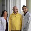 Paul Edmonds (M) mit Medizinern der Krebsklinik City of Hope.