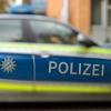Auch die Augsburger Polizei griff der aggressive volljährige Schüler an. 