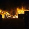 In einem Gersthofer Entsorgungsbetrieb brannte es: Über 150 Freiwillige der Feuerwehren halfen bei den Löscharbeiten.