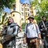 Ende: Prinz Ludwig nach 100 Kilometern auf Schloss Hohenschwangau mit ritterlicher Begleitung.  	