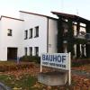 Sanierungen an städtischen Gebäuden wie dem Bauhof in Gersthofen sollen vor der Realisierung erst nach ihrem Potenzial für Klimaschutz geprüft werden, schlägt Bürgermeister Michael Wörle vor.