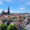 Statt vom Münster blickt man hier ausnahmsweise aufs Münster: Vom Turm der St. Georgskirche bietet sich eine tolle Aussicht über die Stadt. 