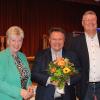 Die Kreisvorsitzende der CSU Ostallgäu, Angelika Schorer, und der Kreisvorsitzende der CSU Unterallgäu, Martin Osterrieder (rechts) gratulierten Stefan Bosse. Er wurde erneut zum Bezirkstagskandidaten der CSU gekürt.  