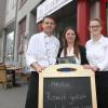 Chef Skender Gashi, seine Frau Fatmire und Tochter Elza freuen sich über das eigene Restaurant La Tavernetta in der Ludwigstraße.