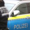 Etwa ein Meter lang war die Axt, die ein Mann im Neu-Ulmer Stadtteil Offenhausen am Samstagabend hinter sich her zog. Die Polizei griff ein.