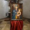 Diese Kopie des berühmten Bilds "Maria Schnee" steht seit einiger Zeit im Augsburger Dom.