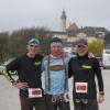 Bernhard Manhard, Andreas Greppmeir und Karl-Heinz Berger vor dem Start zum Andechs-Trail.  	